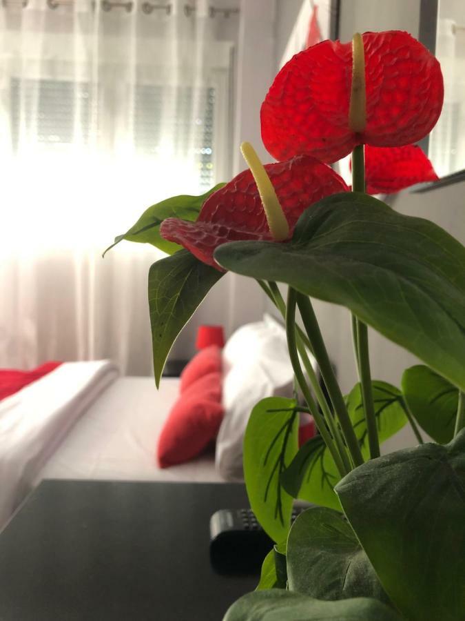 Niriides Rooms Nea Kallikrateia Eksteriør bilde